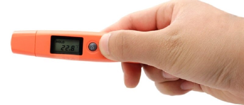 Thiết bị đo nhiệt độ DT8250 đo được nhiệt độ chính xác ở phạm vi -50 ℃ ~ 250 ℃ (-58 ~ 482 ℉) 