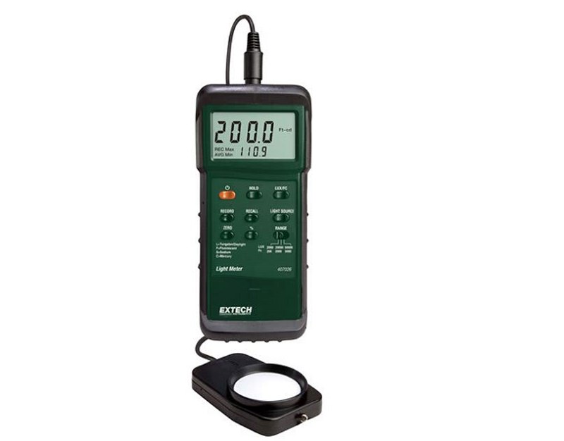 Máy đo ánh sáng Extech 407026