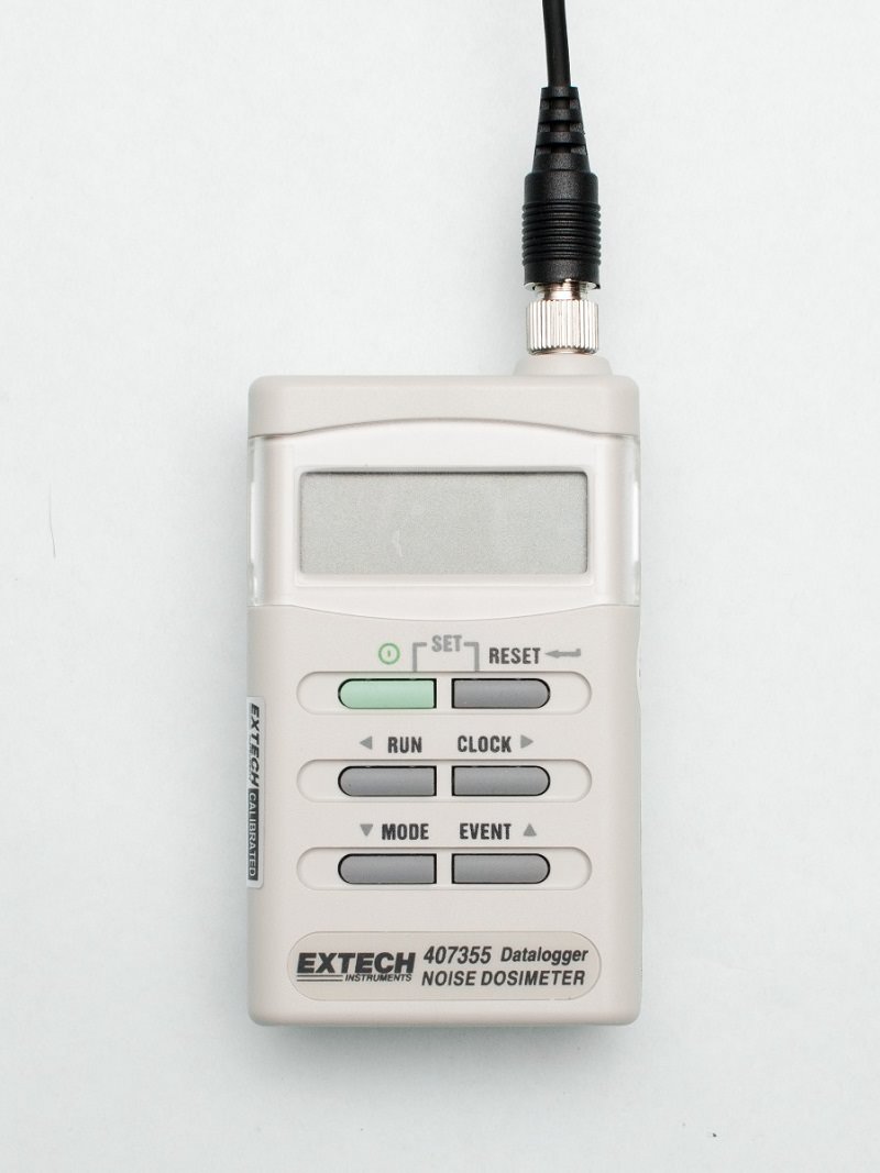 Máy đo cường độ âm thanh Extech 407355