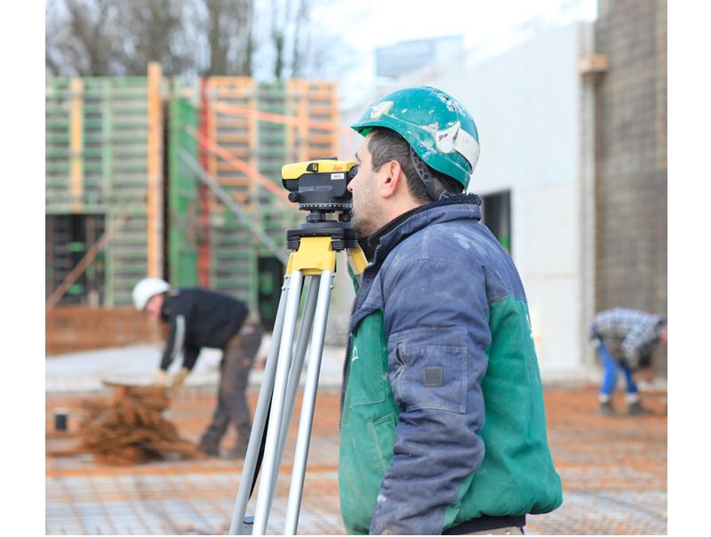 Máy thủy bình tự động Leica NA320