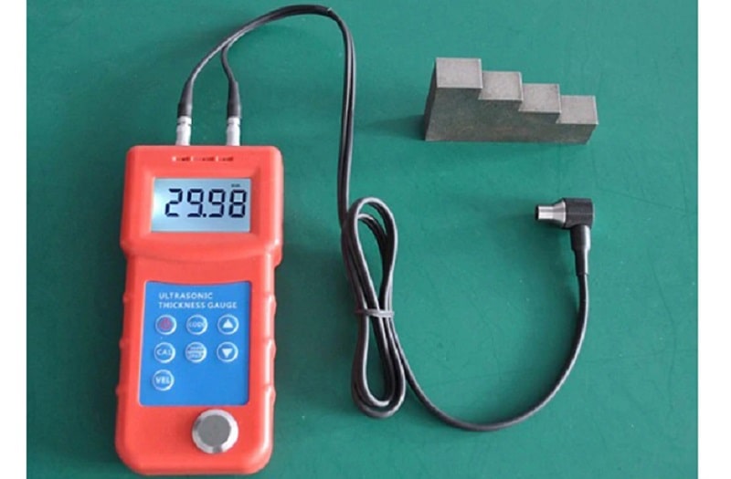 Máy đo độ dày vật liệu độ phân giải cao UM6800 được sử dụng để đo chiều dày ăn mòn và bình áp lực...