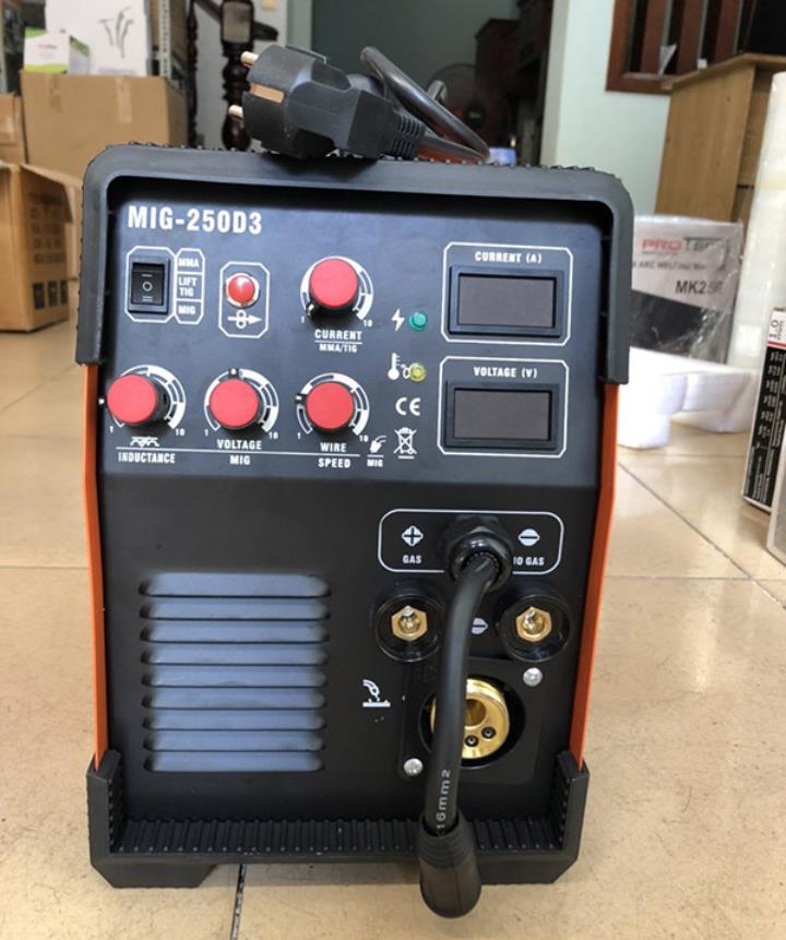 mặt trước máy hàn Protech Mig 250D3 