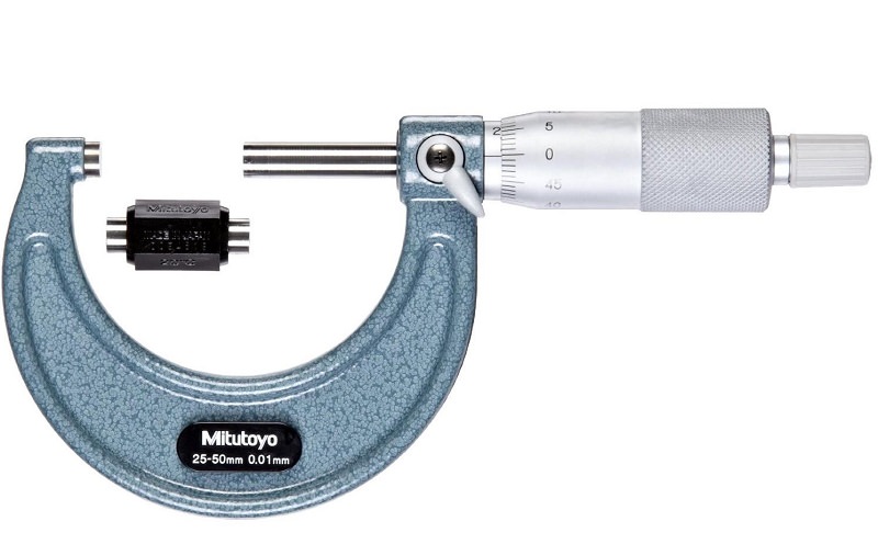 Panme đo ngoài thiết kế nhỏ gọn, dễ sử dụng, có khoảng đo từ 25mm - 50mm