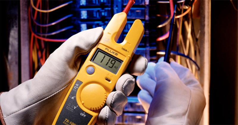 Ampe kìm Fluke T5-600 nhỏ gọn, tiện dụng, dễ dàng sử dụng Ampe kìm Fluke T5-600 nhỏ gọn, tiện dụng, dễ dàng sử dụng