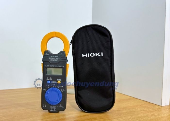 Ampe kìm Hioki 3288-20 dùng trong nhiều điều kiện khác nhau.
