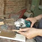 Có nên dùng máy mài góc để cắt gỗ, đánh bóng và chạm khắc không?