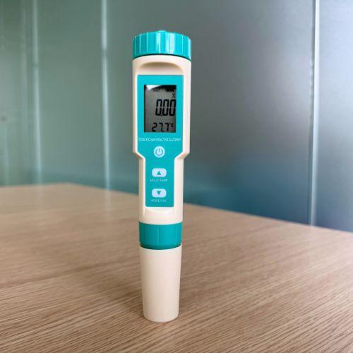 Bút đo 7 in 1 Salinity/PH/TDS/EC/ORP/SG/TEMP COM600