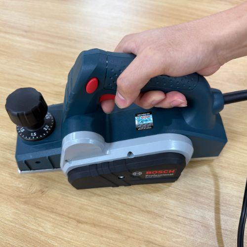 Máy bào gỗ Bosch GHO 6500
