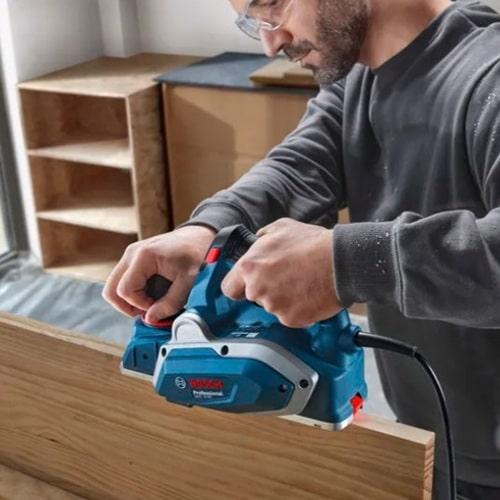 Máy bào gỗ Bosch GHO 16-82