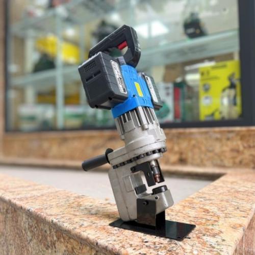 Máy đột lỗ thủy lực dùng pin MHP-20L