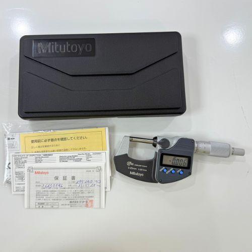 Panme đo ngoài điện tử dải đo 0-25mm Mitutoyo 293-240-30