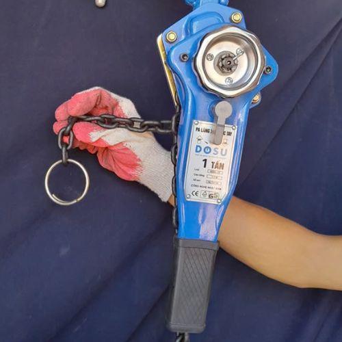Pa lăng xích lắc tay 1 tấn DOSU 1T-1.5M
