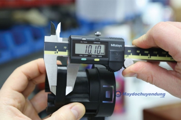 Mitutoyo 500-173-30 - thước kẹp điện tử với dải đo 300mm