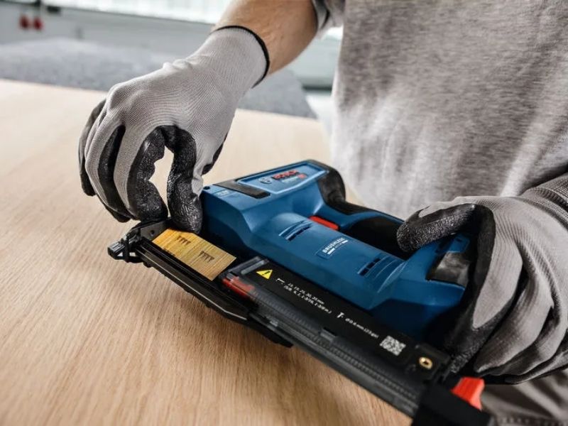 Tính năng nổi bật của Bosch GNH 18V-35 SOLO
