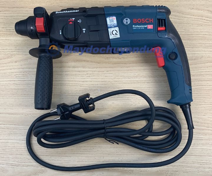 Máy khoan Bosch GBH 2-24 DRE làm việc linh hoạt
