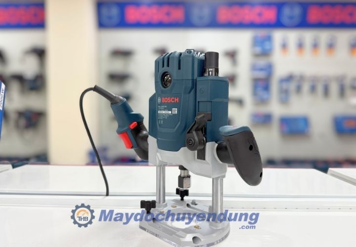 Hình ảnh thức tế máy phay gỗ Bosch GOF 20-12