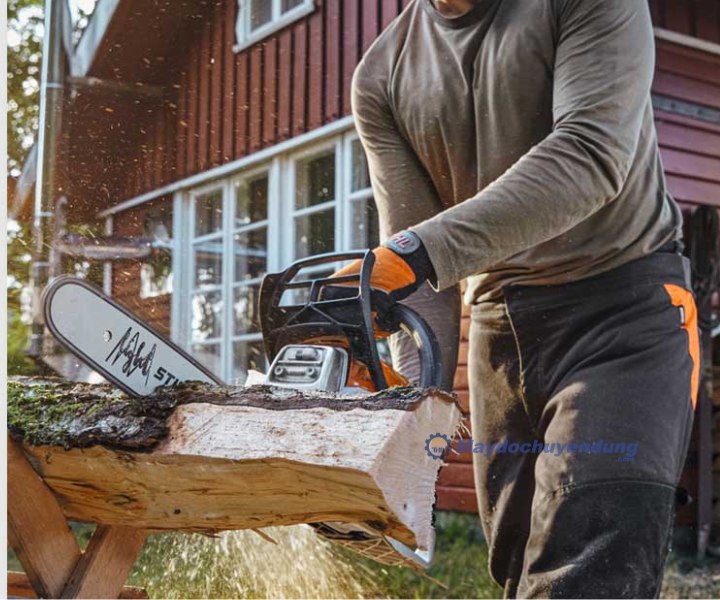 STIHL MS 172 dễ dàng xử lý các khối gỗ có kích thước lớn