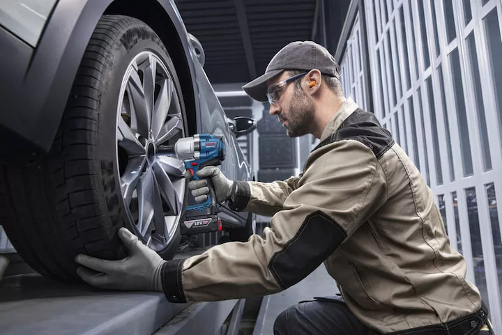 Bosch GDS 18V-780 SOLO sở hữu mô-men xoắn siết tối đa 780Nm