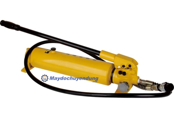 Bơm thủy lực CP-700A sở hữu dung tích dầu cực lớn 