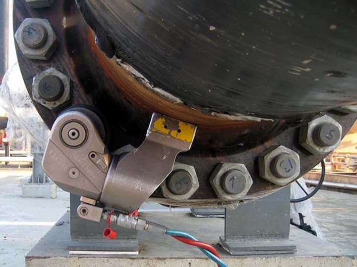 WREN 10IBT có khả năng siết, tháo các loại bu lông, đai ốc cỡ lớn