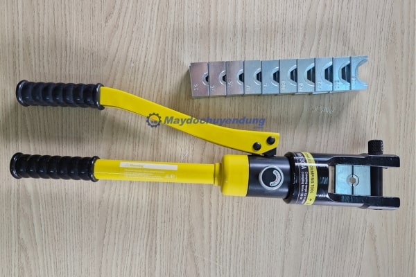 Kìm ép cos thủy lực TLP HHY-300 dễ thao tác ở nhiều vị trí khác nhau