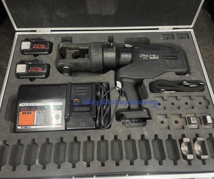 IZUMI REC-Li325 đóng hộp chuyên dụng thuận tiện để di chuyển và bảo quản