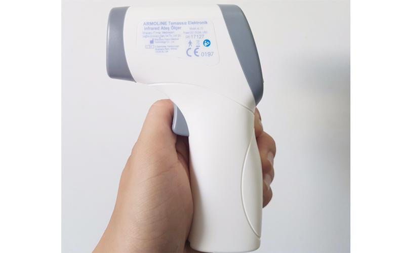 Súng đo nhiệt độ hồng ngoại dễ dàng sử dụng Súng đo nhiệt độ hồng ngoại dễ dàng sử dụng