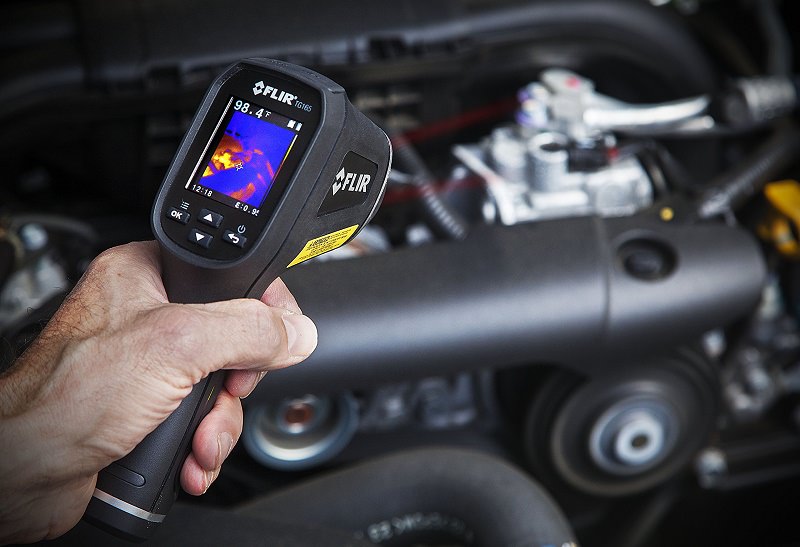 Camera đo nhiệt độ Flir TG165 có thiết kế nhỏ gọn dạng cầm tay Camera đo nhiệt độ Flir TG165 có thiết kế nhỏ gọn dạng cầm tay