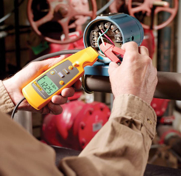 Ampe kìm Fluke 771 khả năng đo linh hoạt