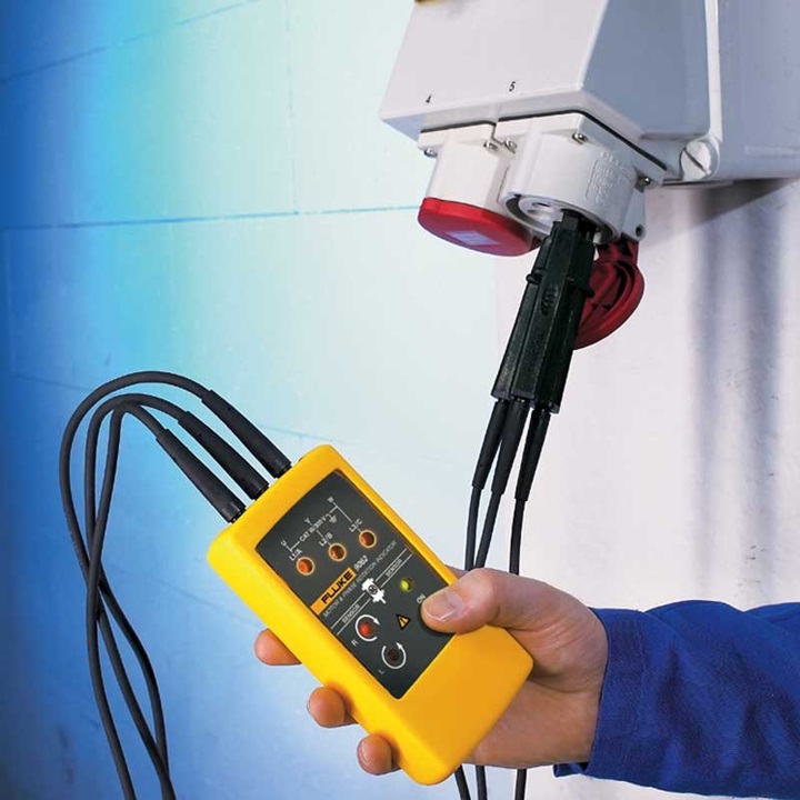 Đồng hồ Fluke 9062 đạt các tiêu chuẩn về an toàn điện Đồng hồ Fluke 9062 đạt các tiêu chuẩn về an toàn điện