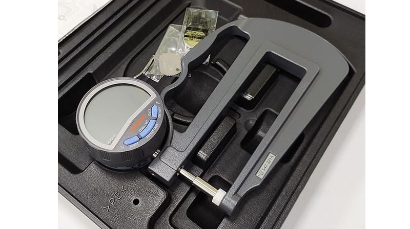 Đồng hồ đo độ dày Mitutoyo 547-321A nhỏ gọn, dễ sử dụng