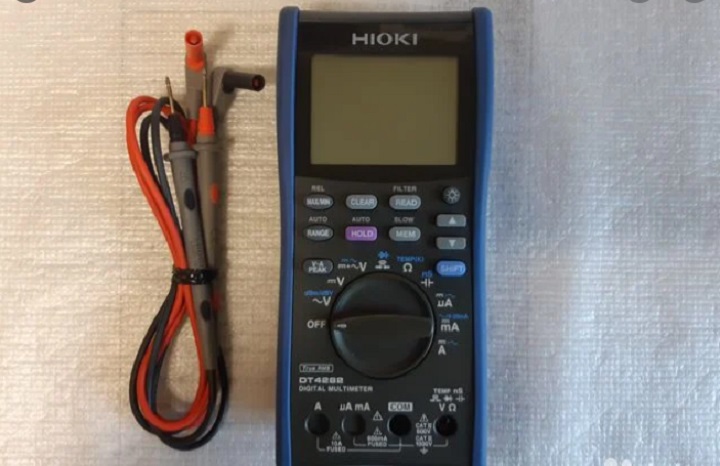Đồng hồ vạn năng Hioki DT4282 cung cấp nhiều chức năng đo lường
