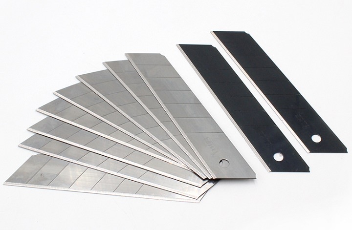 Lưỡi dao rọc giấy thép SK2 25mm Sata 93438