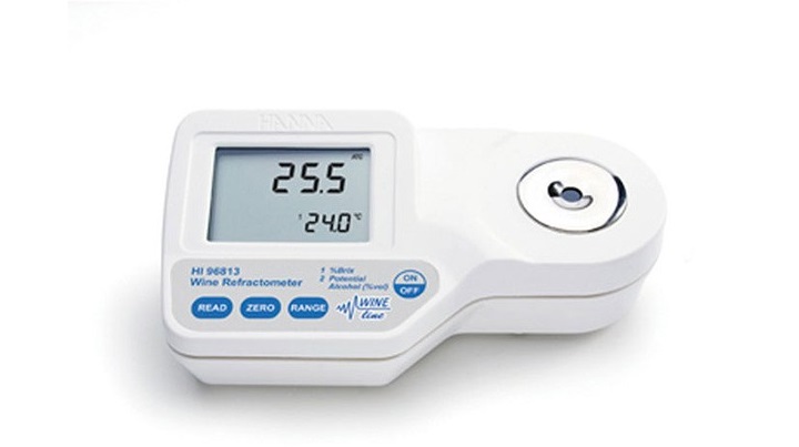 Khúc xạ kế đo Cồn, Đường trong rượu, mứt, nước ép Hanna HI96813