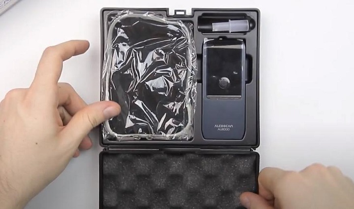 Bộ sản phẩm máy đo nồng độ cồn trong hơi thở AL8000