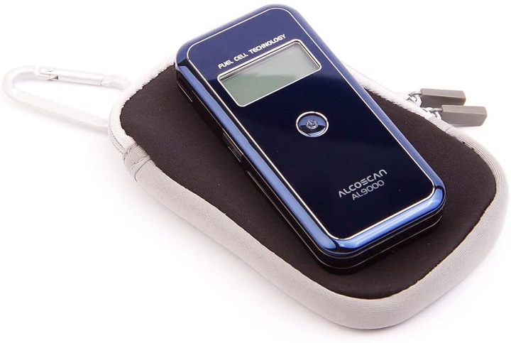 Máy đo nồng độ cồn Sentech Al9000 và bao đựng máy Máy đo nồng độ cồn Sentech Al9000 và bao đựng máy