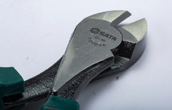 Kìm cắt 7in/180mm Sata 70203A Kìm cắt 7in/180mm Sata 70203A