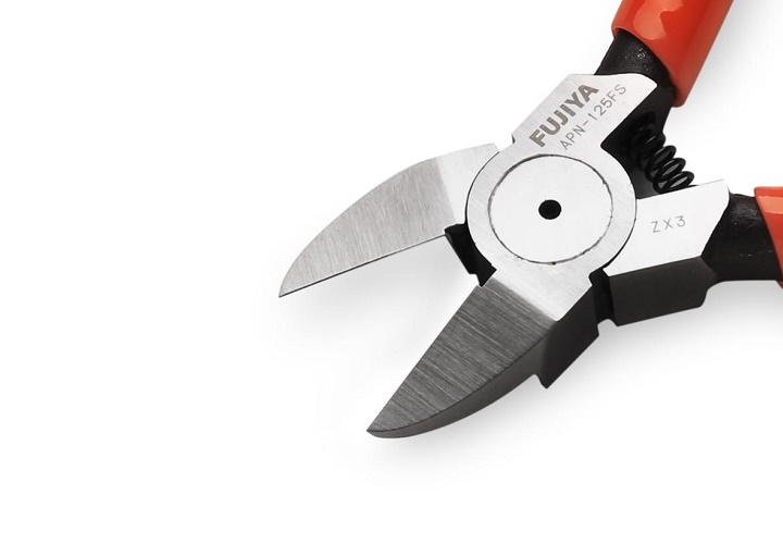 Kìm cắt nhựa lưỡi bằng Fujiya APN-125FS