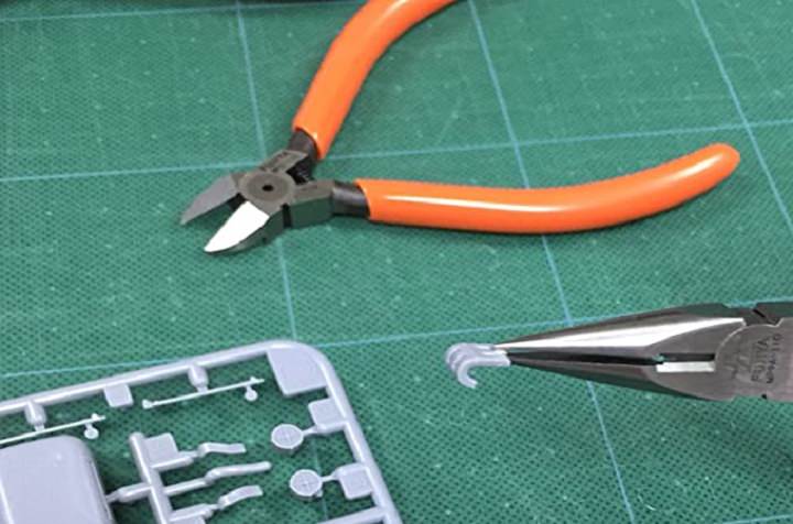 Kìm nhọn mini Fujiya MP9A-110