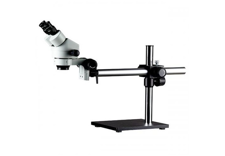 SZM7045 là kính hiển vi soi nổi có tay đỡ dài