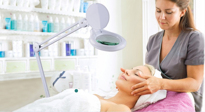 Kính lúp kẹp bàn 8066D2 dùng trong thẩm mỹ, làm đẹp