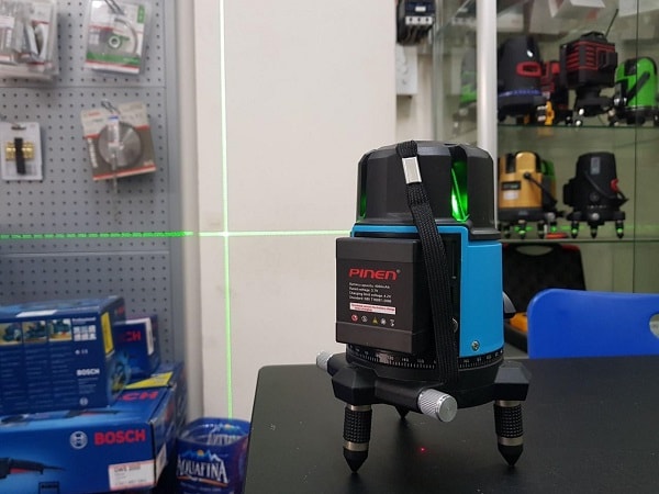 Máy cân bằng laser xanh 5 tia HG500 New cung cấp nhiều tính năng