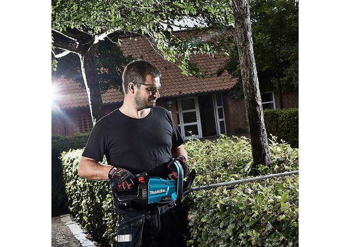 Máy tỉa hàng rào dùng pin Makita DUH601Z Máy tỉa hàng rào dùng pin Makita DUH601Z