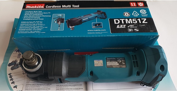 Máy cắt đa năng dùng pin 18V Makita DTM51Z