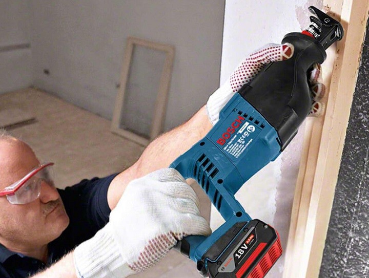 Hoạt động bền bỉ, mạnh mẽ Hoạt động bền bỉ, mạnh mẽ