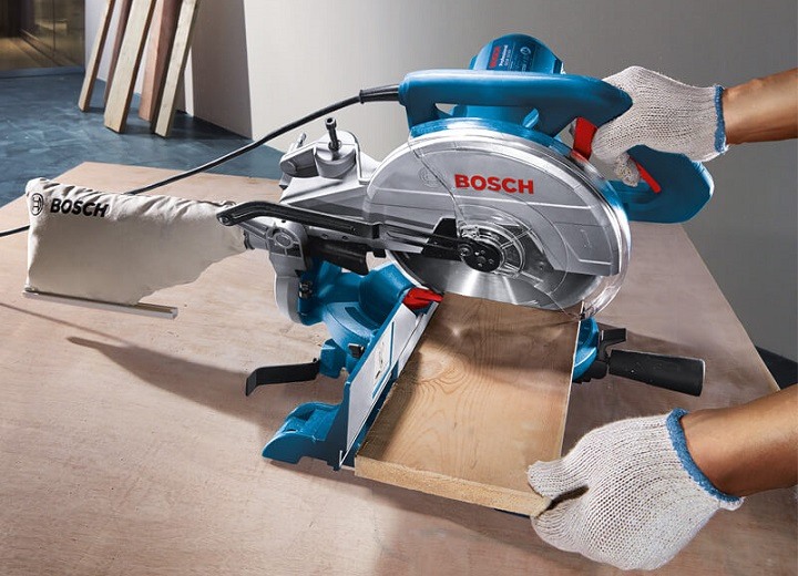 Bosch GCM 10 MX có công suất hoạt động mạnh mẽ, hiệu quả