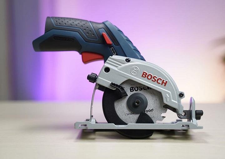Máy cưa đĩa dùng pin Bosch GKS 12V-LI Máy cưa đĩa dùng pin Bosch GKS 12V-LI