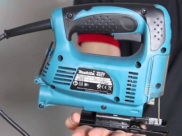 Thông số kỹ thuật của máy cưa lọng Makita 4327