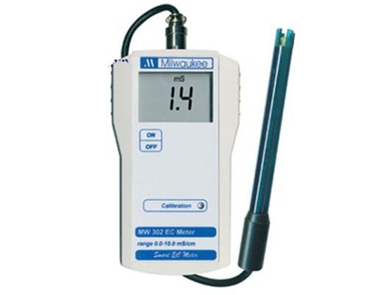 Máy đo độ dẫn EC Milwaukee MW302 Máy đo độ dẫn EC Milwaukee MW302