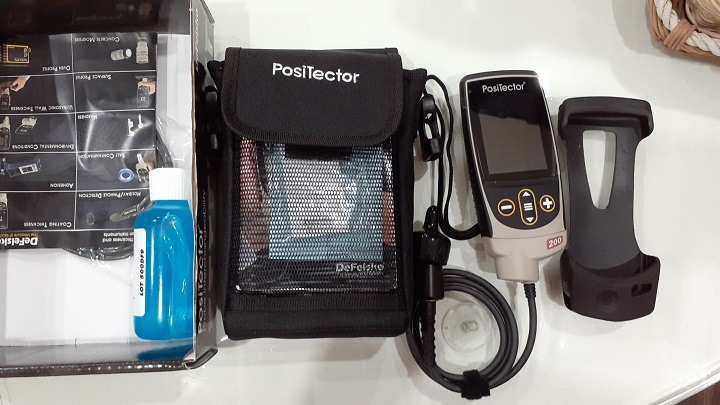 Bộ sản phẩm máy đo độ dày lớp phủ DeFelsko PosiTector 200C1 Bộ sản phẩm máy đo độ dày lớp phủ DeFelsko PosiTector 200C1